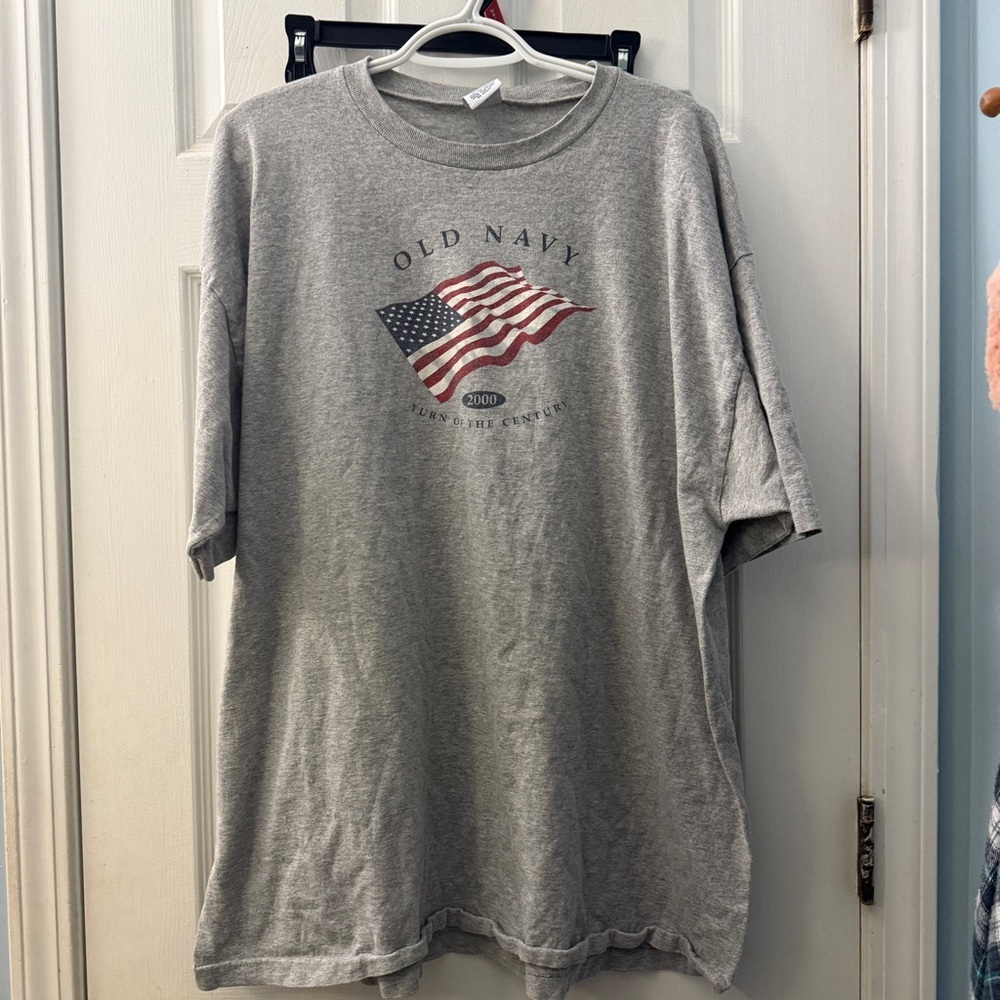 Vintage Y2K Old Navy T-Shirt Mens XXL 2000 Turn Of The Century Graphic Gray